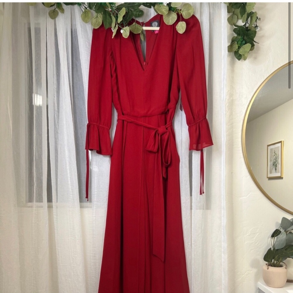 NWT Vince Camuto Red Size 4 Flowy Jumpsuit Wide Leg Christmas Valentines Wedding